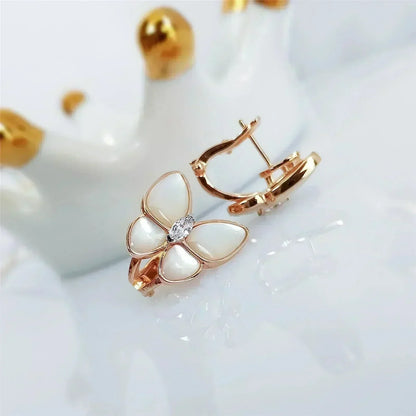 [Spark]BUTTERFLY MOP DIAMOND EARRINGS