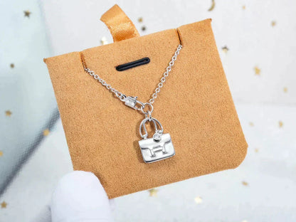 [Spark]AMULETTE PEDANT SILVER NECKLACE