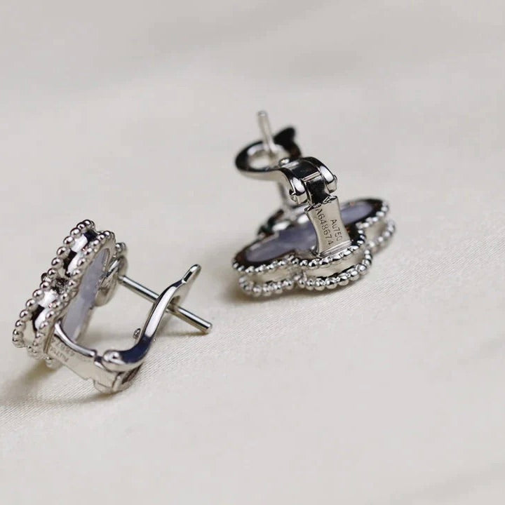 [Spark]CLOVER MEDIUM 1 MOTIFS  WHITE MOP EARRINGS SILVER