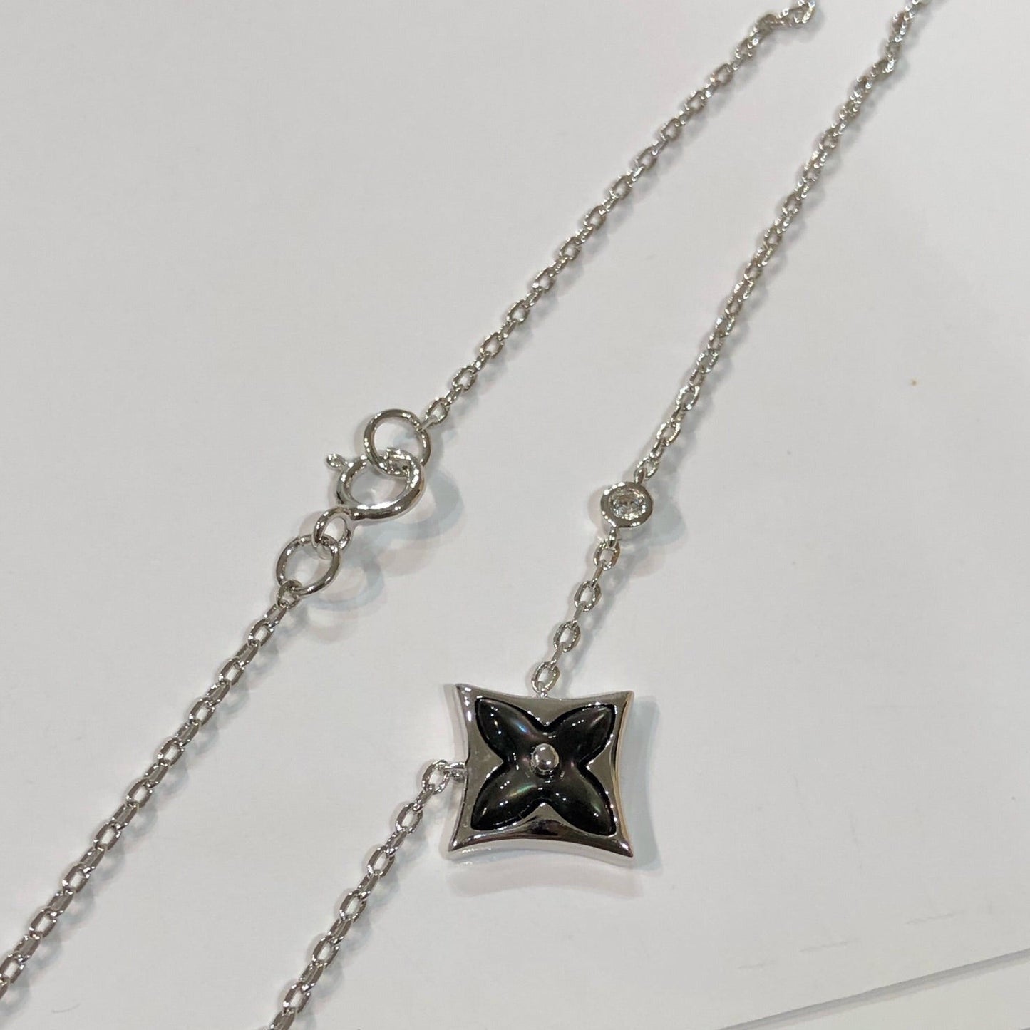 [Spark]STAR BLACK MOP NECKLACE