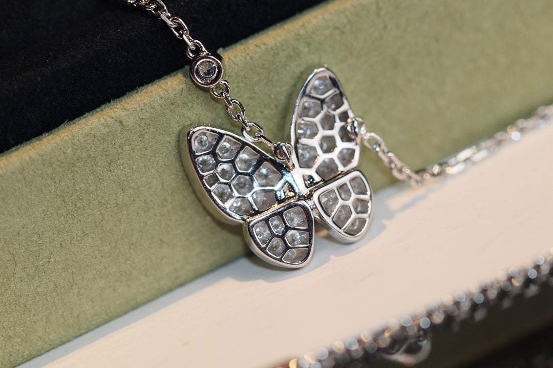 [Spark]BUTTERFLY DIAMOND NECKLACE