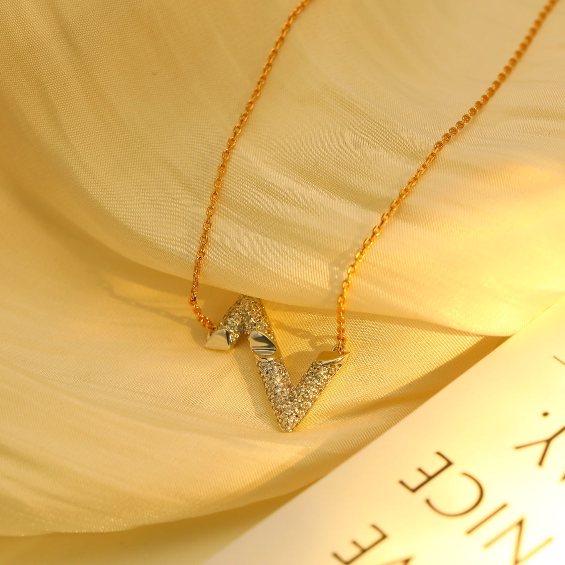 [Spark]VOLT SILVER DIAMOND PEDANT NECKLACE