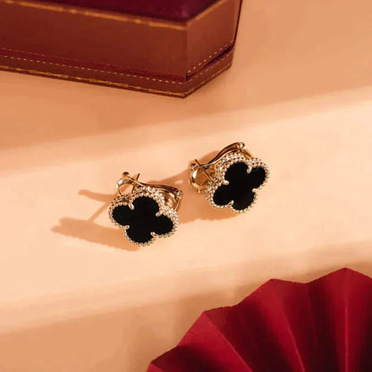 [Spark]CLOVER MEDIUM 1 MOTIFS  ONYX STUD EARRINGS