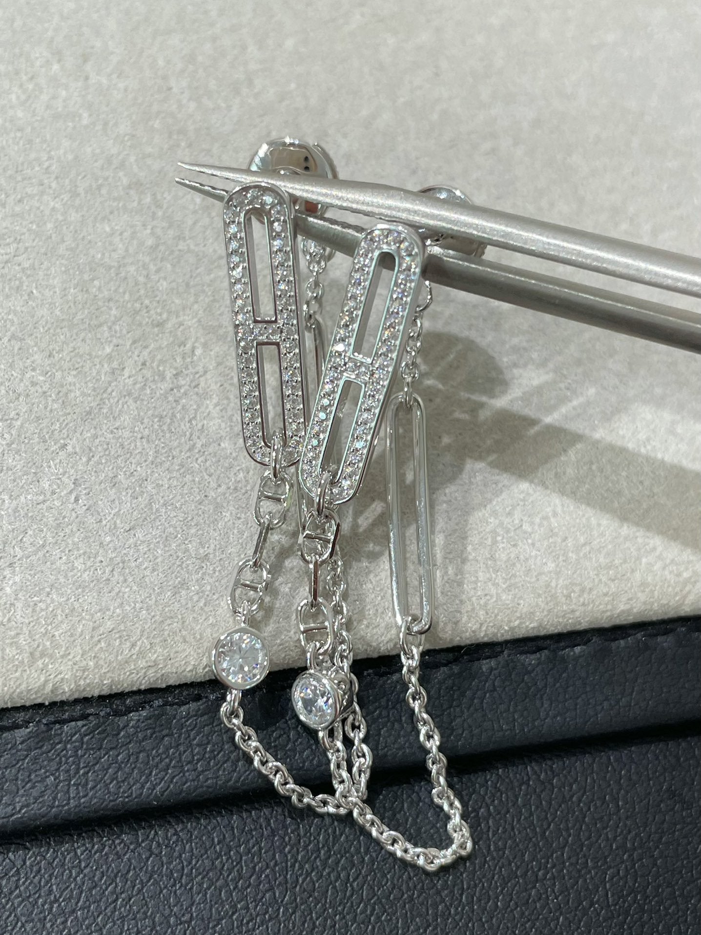 [Spark]CHAINE CHAOS DIAMOND DROP EARRINGS