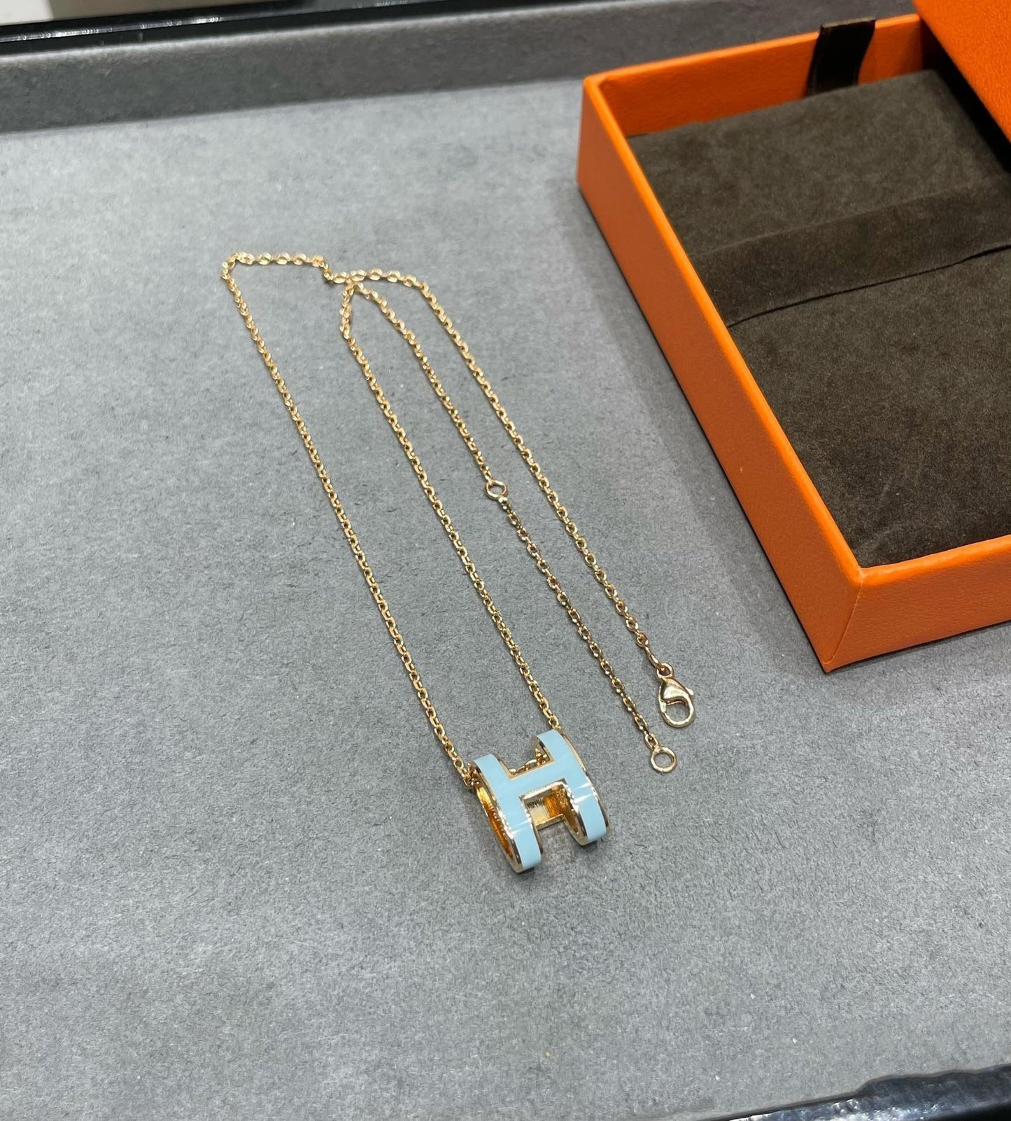 [Spark]POP H SKY BLUE NECKLACE