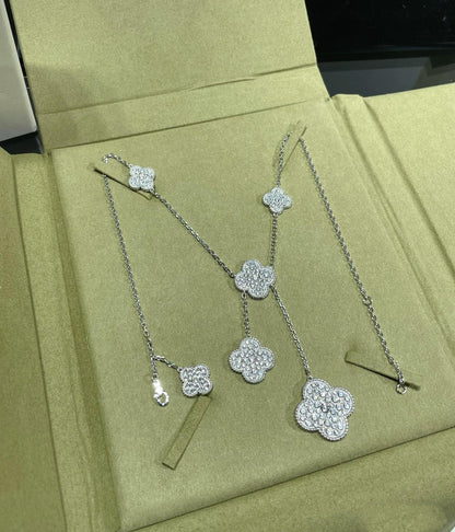 [Spark]CLOVER 6 MOTIF DIAMOND PAVED NECKLACE