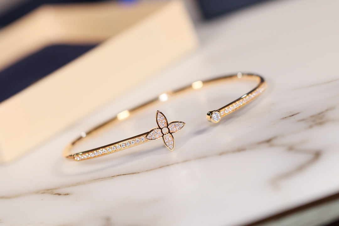 [Spark]IDYLLE GOLD OPEN BRACELET DIAMOND PAVED