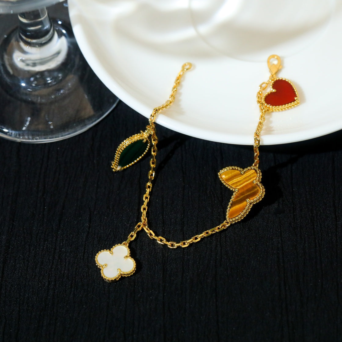 [Spark]LUCKY SPRING 5 MOTIF GOLD BRACELET