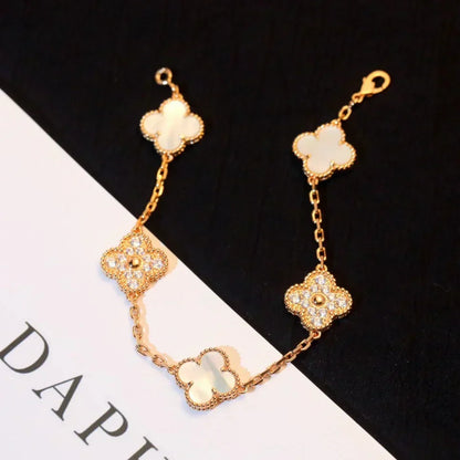 [Spark]CLOVER WHITE PEARL MOP 5 MOTIF BRACELET COLLECTION