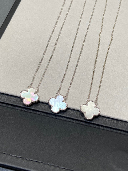 [Spark]CLOVER MEDIUM SILVER WHITE MOP NECKLACE