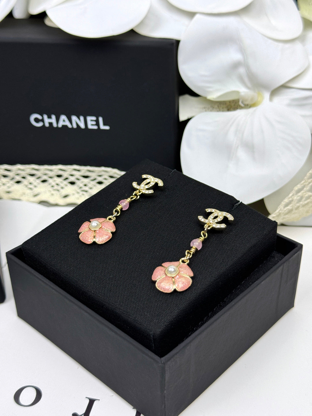 [Spark]26C Pink Camellia Enamel Pendant with Double C Earrings