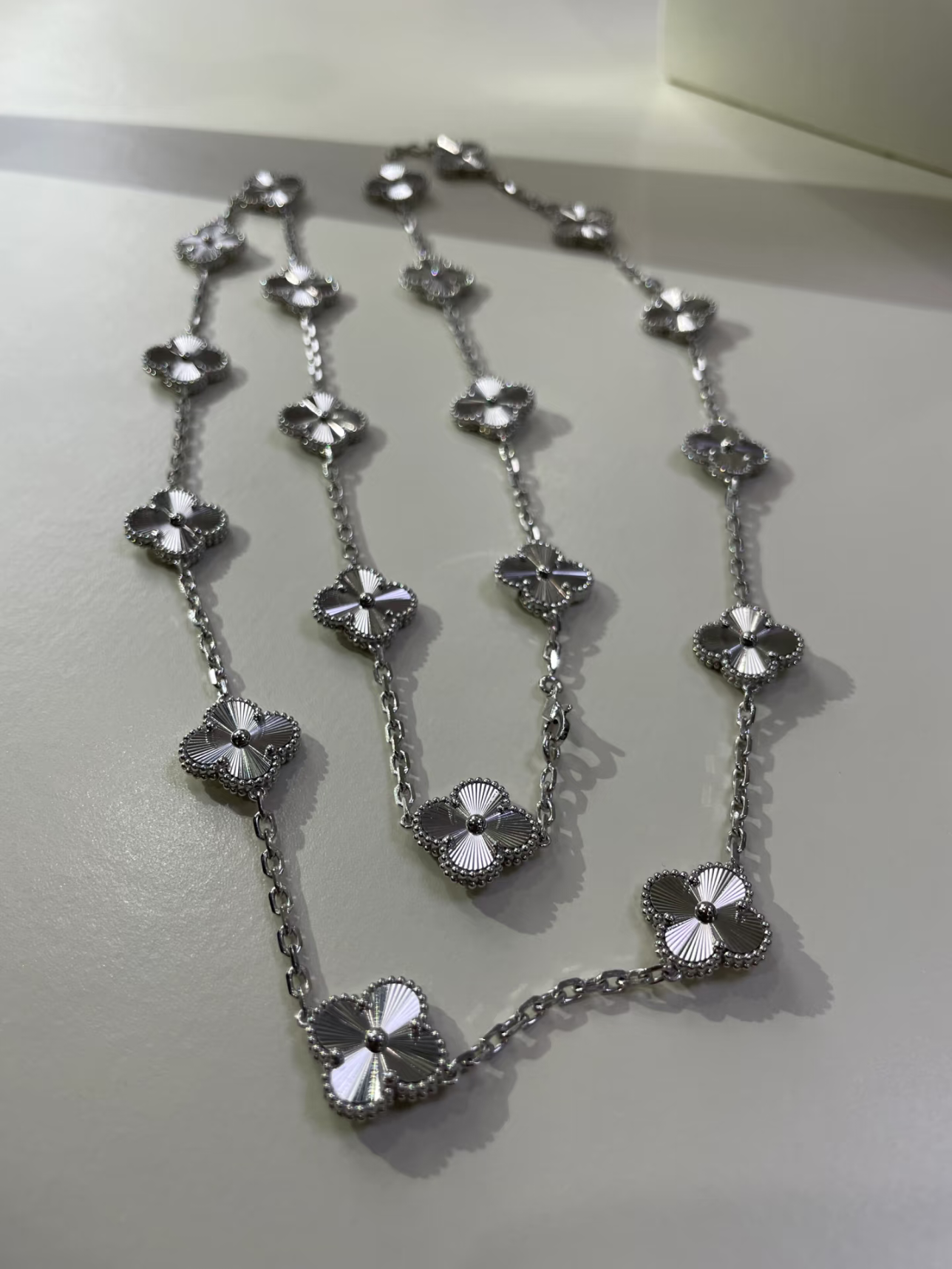 [Spark]CLOVER 20 MOTIFS SILVER LASER