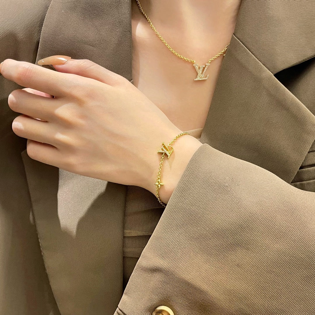 [Spark]LOGO STAR MOTIF GOLD BRACELET