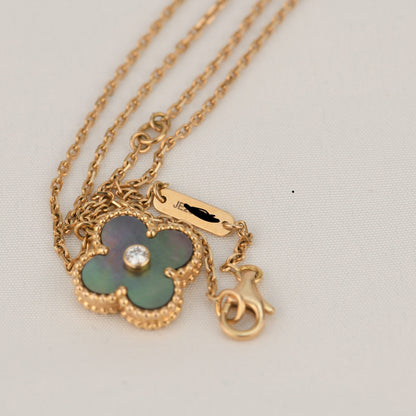 [Spark]CLOVER 15MM DIAMOND AND MOTHER-OF-GREY NECKLACE