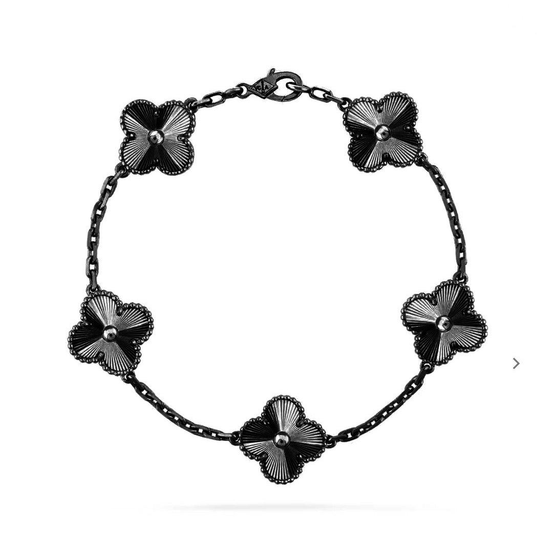 [Spark]CLOVER 5 MOTIF BLACK BRACELET