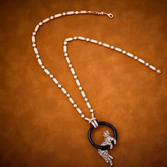 [Spark jewelrys]NEW BLACK CIRCLE PANTHER FULL DIAMOND NECKLACE