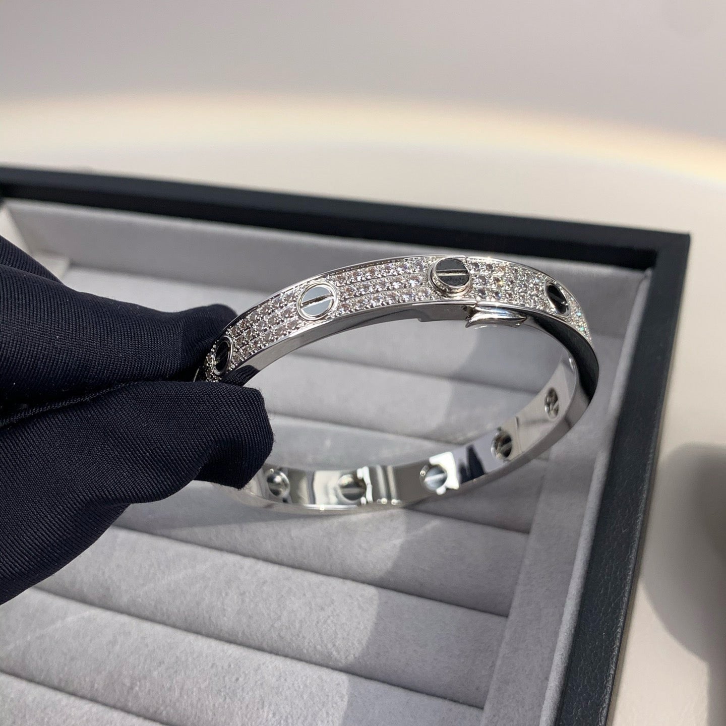 [Spark]LOVE BRACELET 6.1MM DIAMOND-PAVED CERAMIC