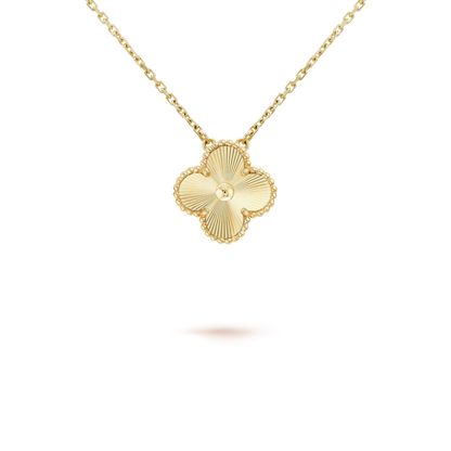 [Spark]CLOVER 15MM LASER NECKLACE AND BOX