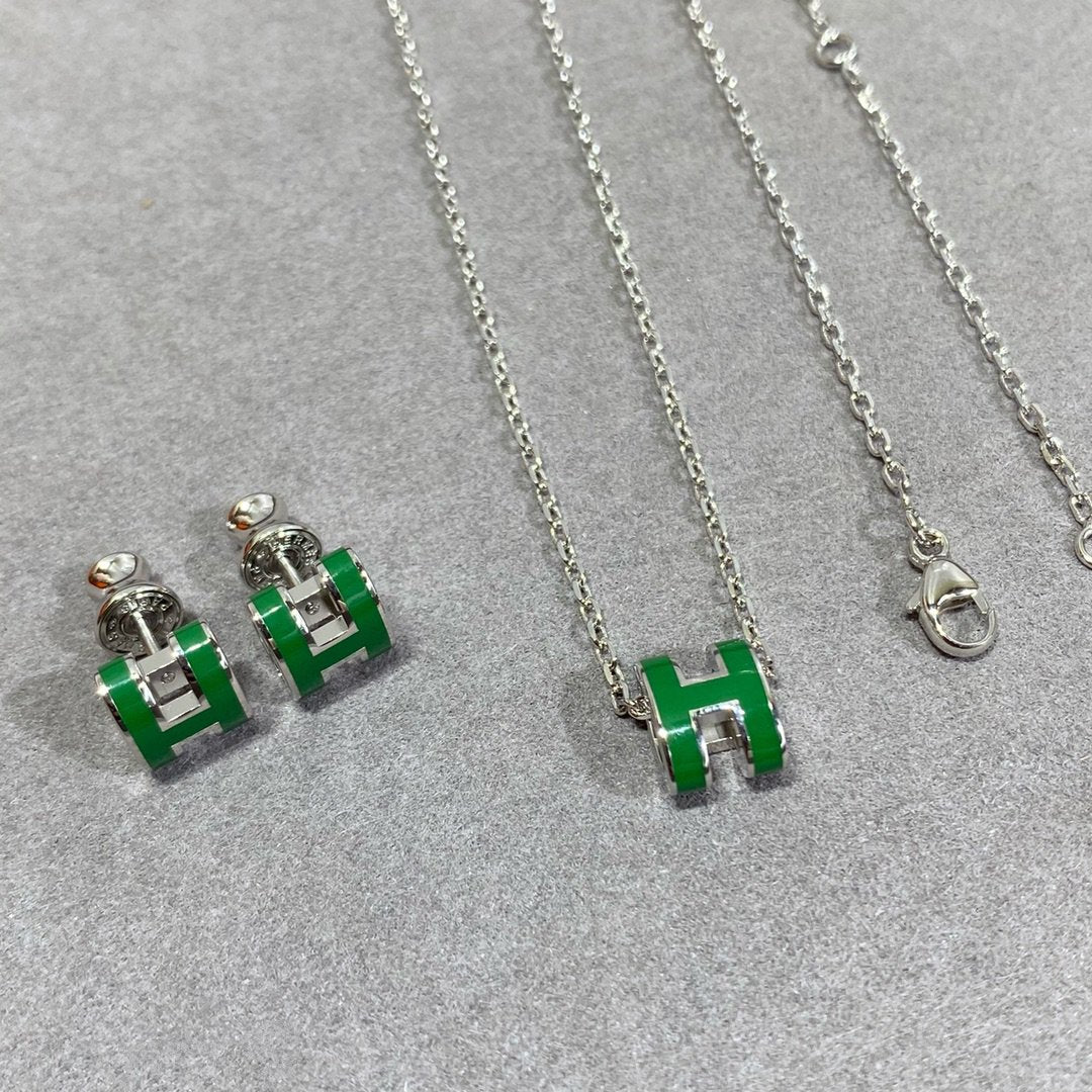 [Spark]POP H GREEN NECKLACE SILVER AND GOLD