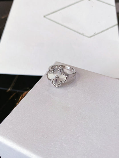 [Spark]CLOVER SILVER RING