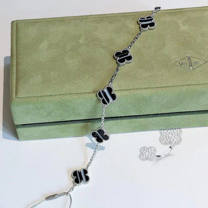[Spark] CLOVER 5 MOTIF PULSAR STONE BRACELET COLLECTION