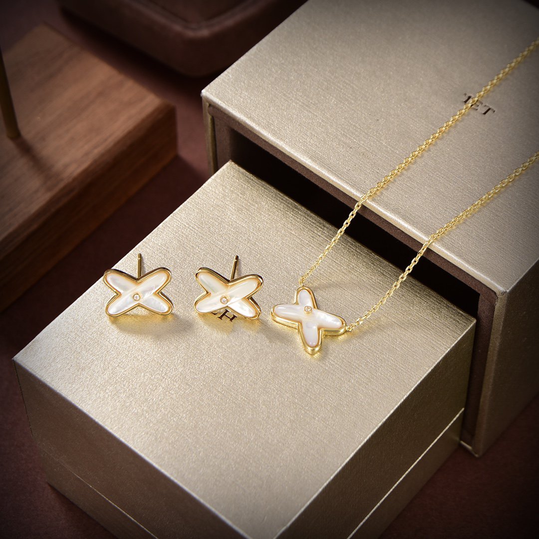 [Spark]JEUX DE WHITE MOP GOLD DIAMOND EARRINGS