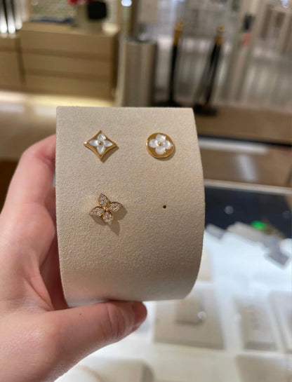 [Spark]STAR BLOSSOM STUD EARRINGS PINK GOLD DIAMONDS