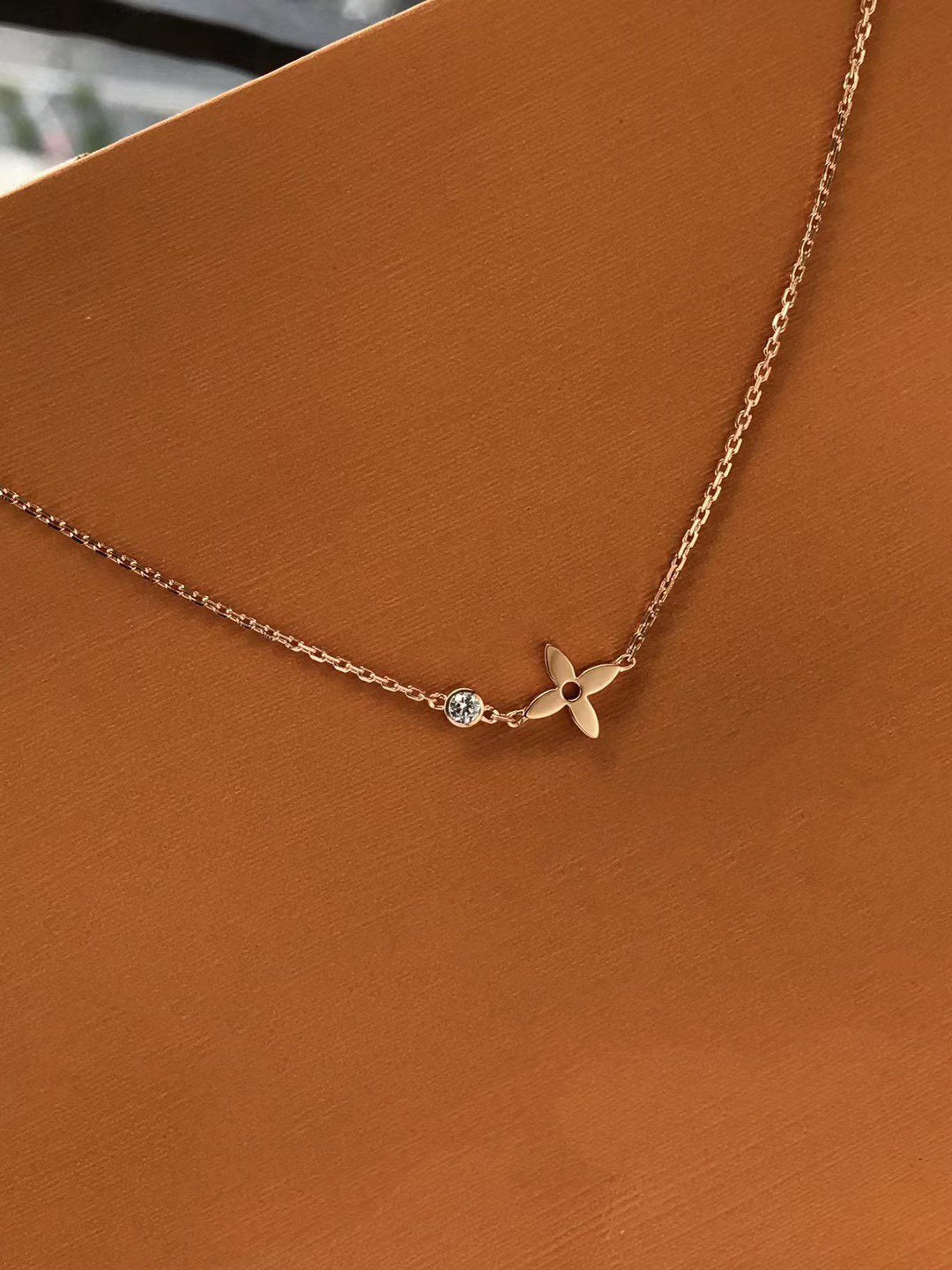 [Spark]BLOSSOM PENDANT PINK GOLD AND DIAMOND
