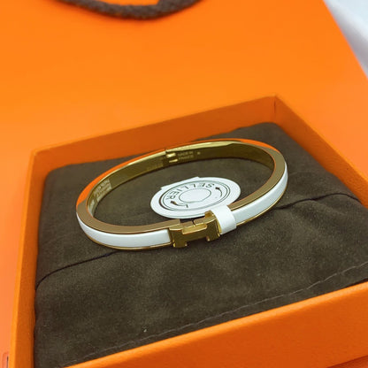 [Spark]CLASSIC HM CLIC WHITE 8MM ENAMEL BRACELET