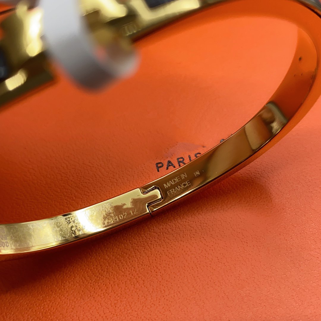 [Spark]CLASSIC HM CLIC BLACK 8MM ENAMEL BRACELET