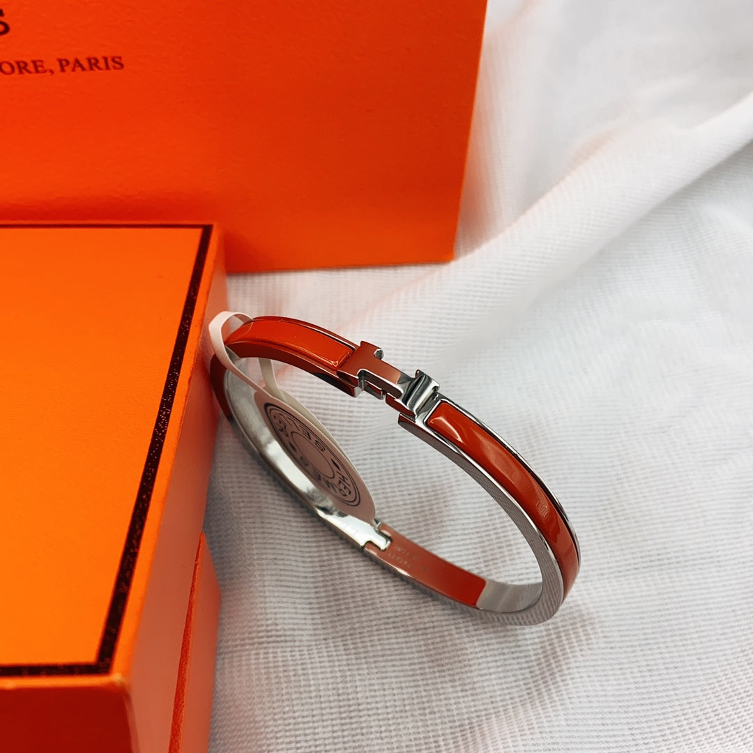 [Spark]CLASSIC HM CLIC RED 8MM ENAMEL BRACELET