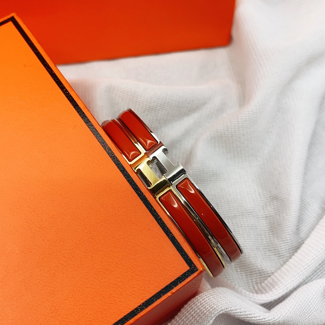 [Spark]CLASSIC HM CLIC RED 8MM ENAMEL BRACELET