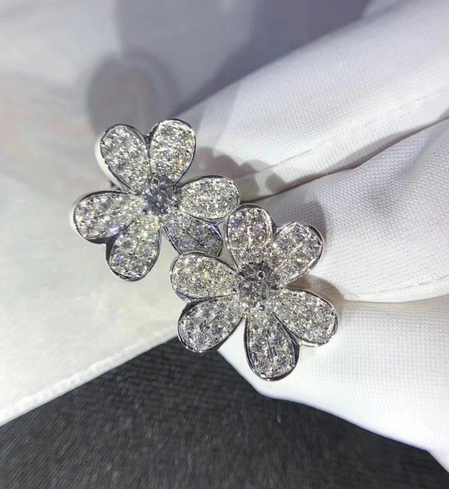 [Spark]FRIVOLE SILVER FLOWER DIAMOND EARRINGS